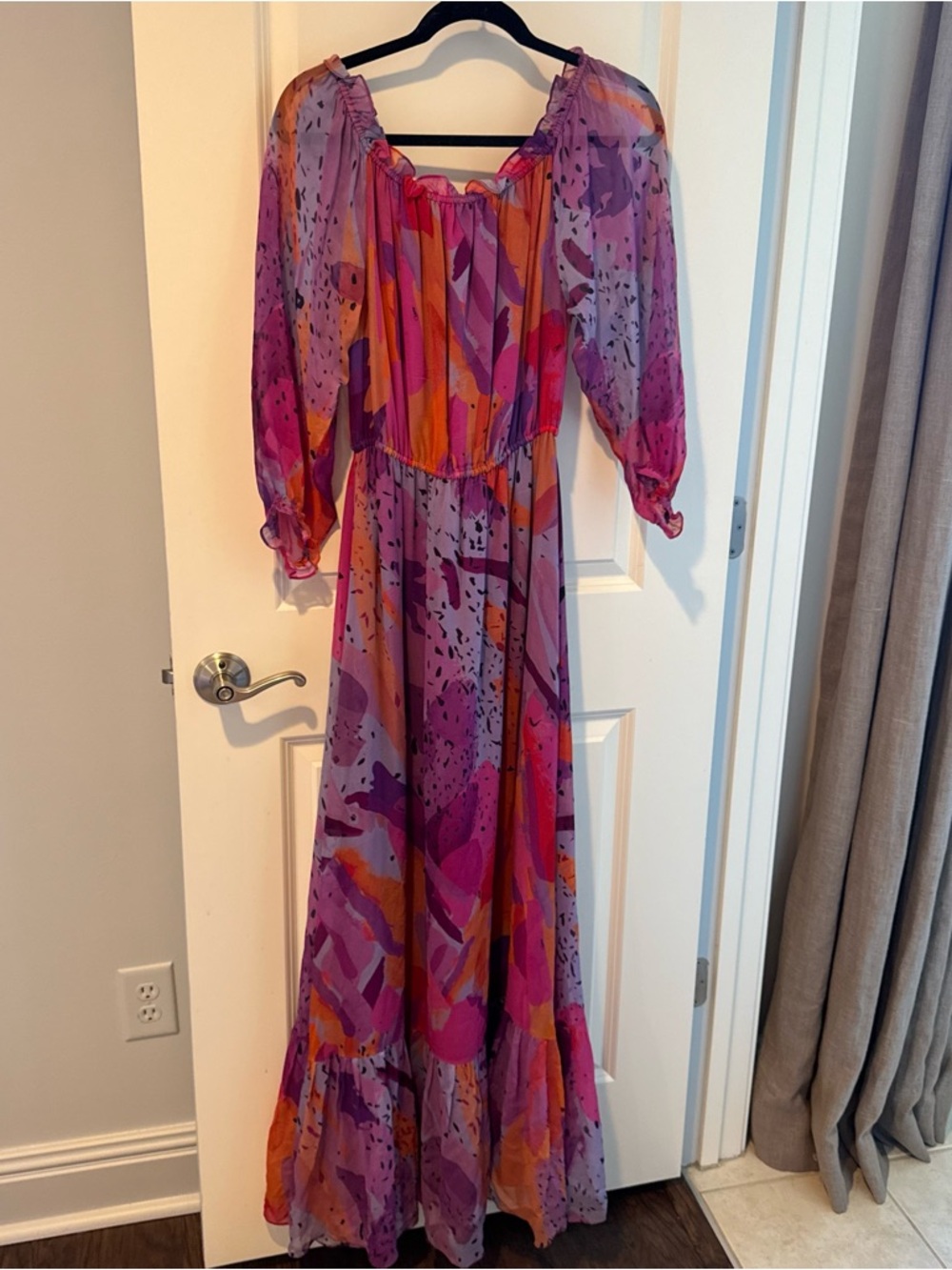 Diane Von Furstenberg Purple Printed Silk Camila Maxi Dress | Size 6 - Picture 5 of 5